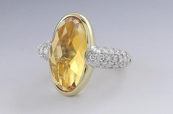 Eye-Catching 18k Yellow Gold 6.6ct Citrine & .92ct Diamond Ring