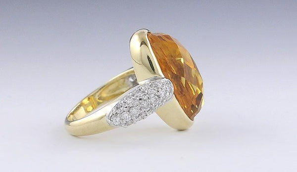 Eye-Catching 18k Yellow Gold 6.6ct Citrine & .92ct Diamond Ring