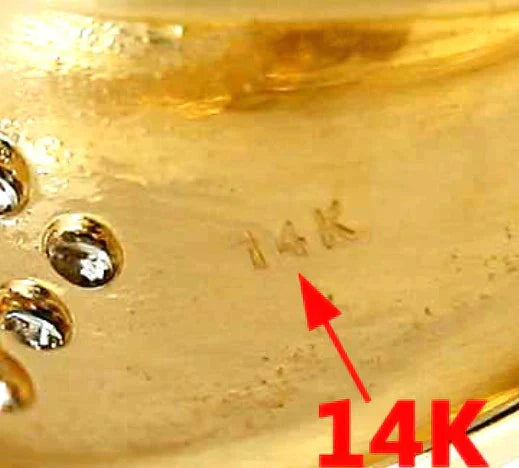 Fine Quality Modern 14K Yellow Gold & Diamond Band Style Ring