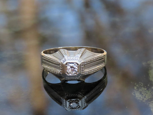 Stylish c1920s Art Deco 18k White Gold Diamond Engraved Octagonal Ring