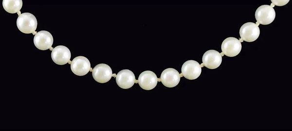 Shining Vintage Knotted Pearl Necklace w/ 14k Yellow Gold Filigree Clasp