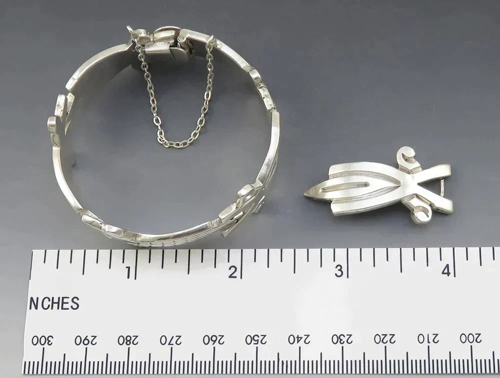 Vintage Unique Handcrafted Artisan Mexican Sterling Silver Link Bracelet