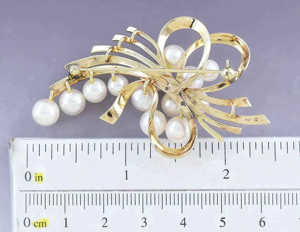 Lovely Signed Mikimoto 14k Yellow Gold Pearl Pin / Brooch