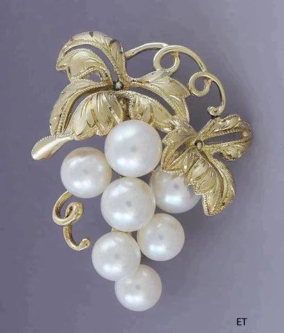 Classically Designed 14K Gold Pearl Signed Mikimoto Grape Bunch Pin Brooch