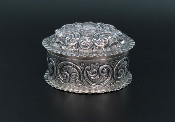 1887 Gorham Small Vanity Box Beautiful Chased Scroll Decorations 2 Inches Tall