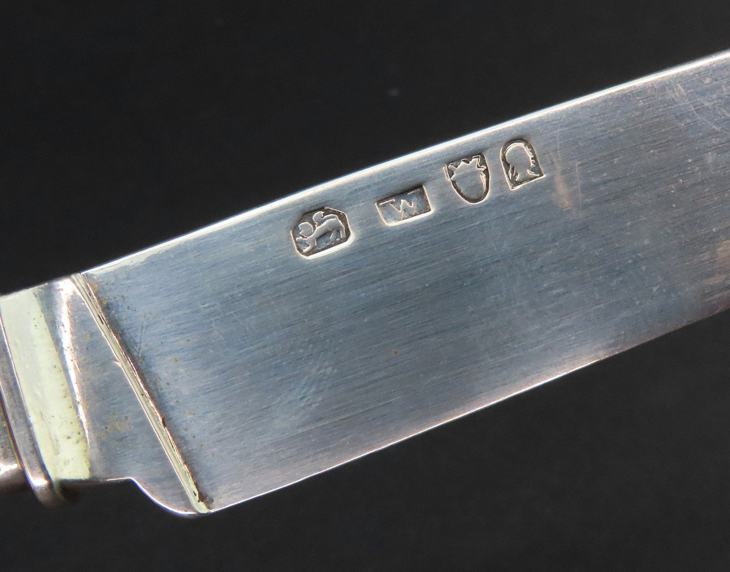 c1840s Chinese Export 12 Silver Knives w/ Mother of Pearl Handles 7 3/4 in