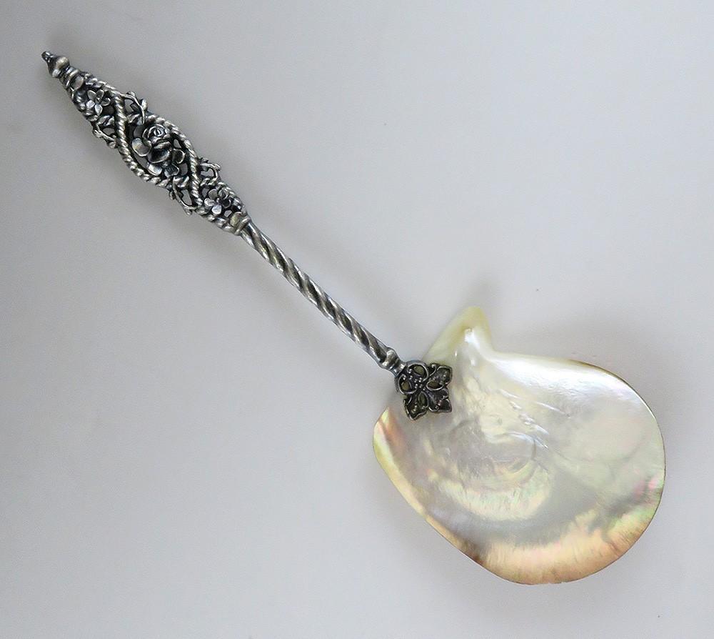 Neat Victorian c1885 American Silver Plate MOP Abalone Shell Serving Spoon