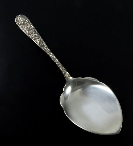 Fabulous Kirk Repousse Sterling Silver Pie Server Crisp Pattern M Mono 9 1/2"