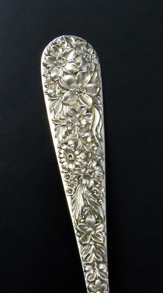 Fabulous Kirk Repousse Sterling Silver Pie Server Crisp Pattern M Mono 9 1/2"