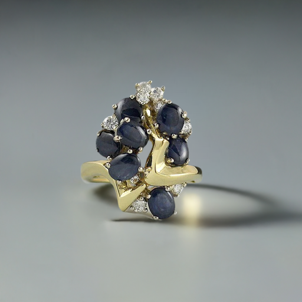 18K Gold Cabochon Sapphire & Diamond Ring