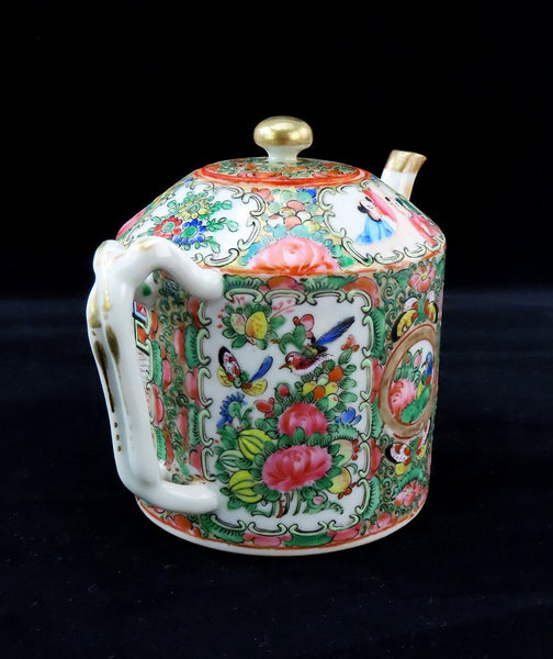 Late 1800s Chinese Export Porcelain Famille Rose Medallion Mandarin Teapot