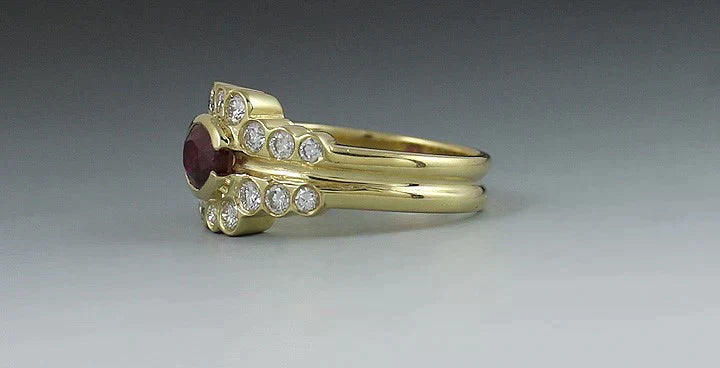 Superb 18K Yellow Gold 1ct Red Ruby 2/3ct Brilliant Diamond Band Ring Size 5.75