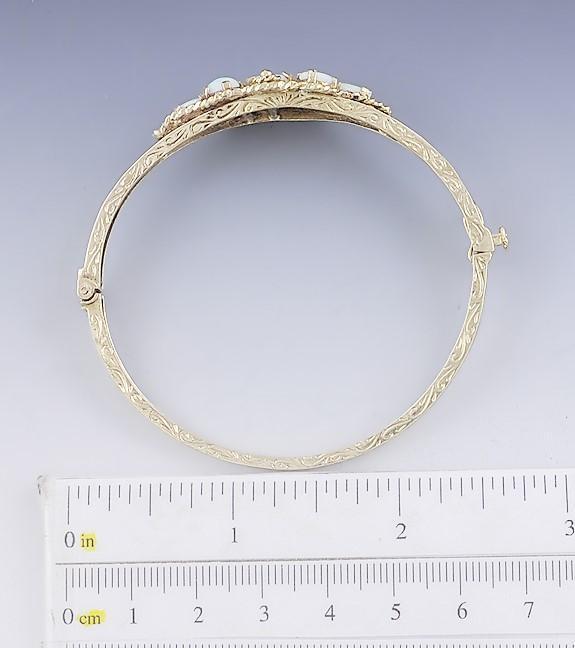 Stunning Vtg 14k Gold & Opal Hinged Bracelet