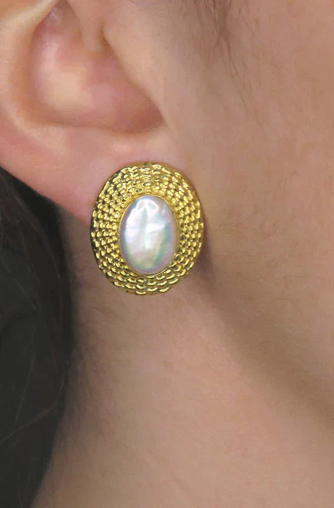 Designer 18K Yellow Gold Weaved Edge Baroque Pearl Earrings