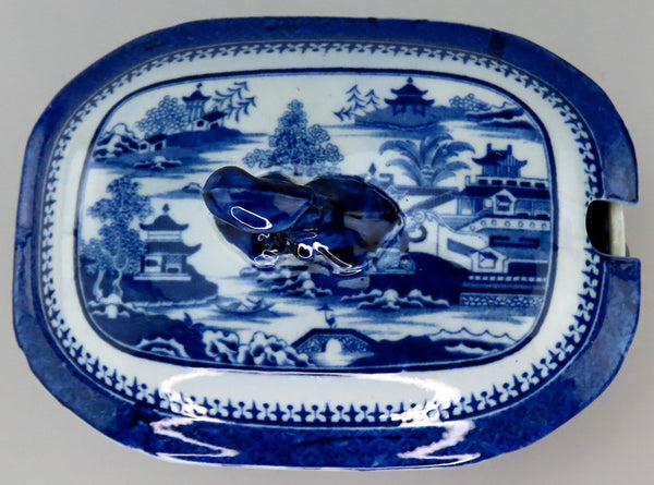 Nankin Nanking English-Made Small Porcelain Covered Gravy Tureen c 1825