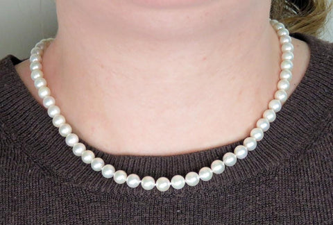 Lovely 14K Yellow Gold & Strand of Pearls Necklace