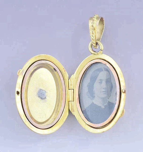 c1860s-1870s Lovely Victorian 18k Gold & Seed Pearl Photo Locket Pendant