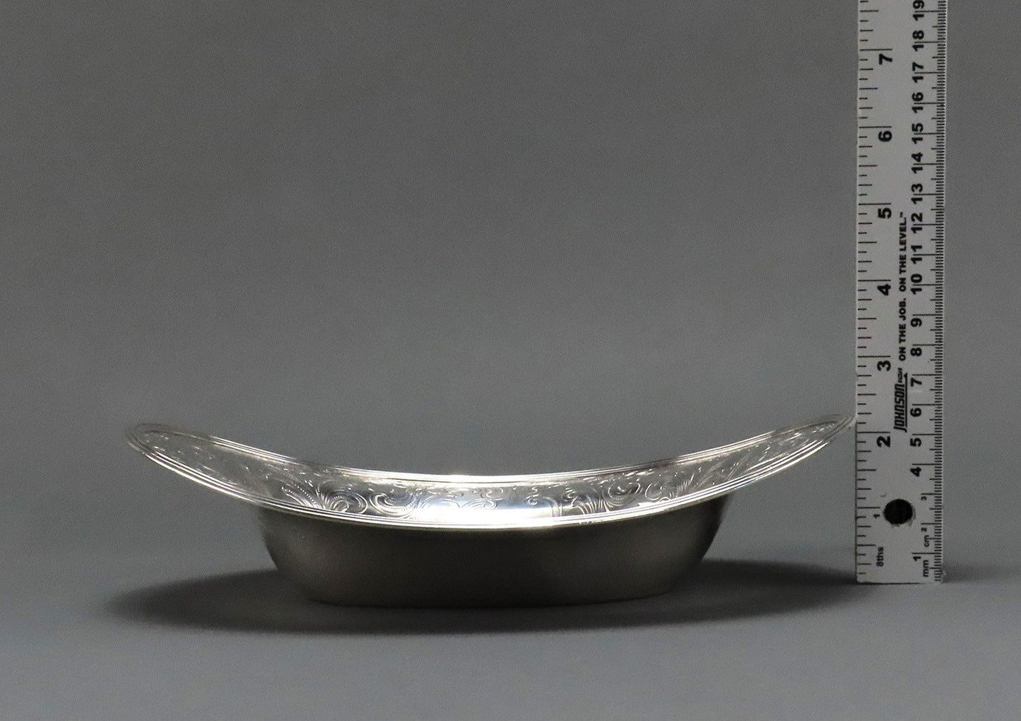 Beautiful Sterling Silver Oval Bowl Hand-Chased Scrolls Flowers c1900 No Mono