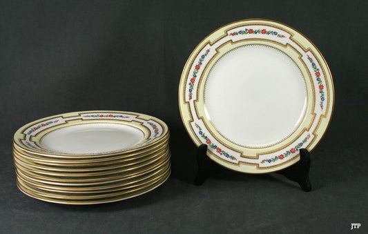 12 Finest Quality George Jones Porcelain Floral Lunch Plates