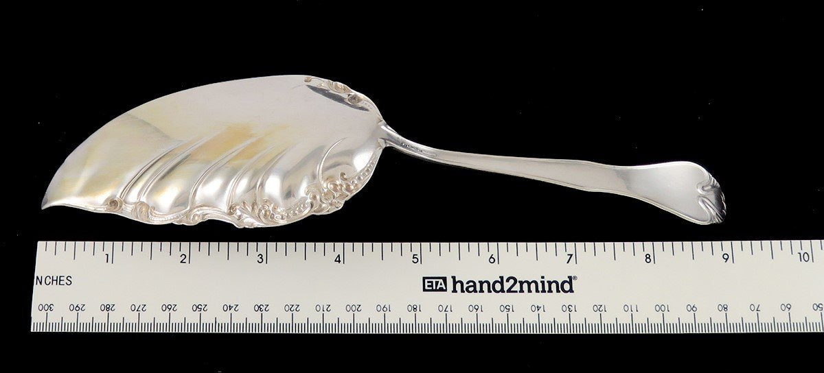 Pretty Art Nouveau Sterling Silver Fish Pastry Server R monogram