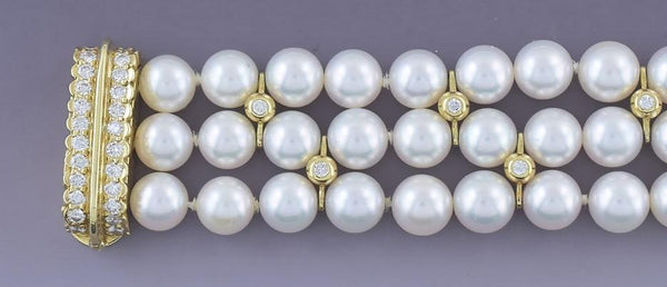 Exquisite 18k Gold & ~1.5ct Diamond Triple Strand 7mm Pearl Bracelet