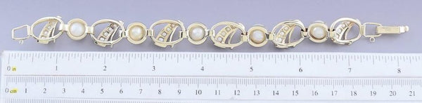 Fabulous 14k Yellow Gold and Pearl Link Bracelet