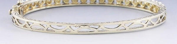 Beautiful Vintage 14k Gold & Pearl Engraved Bangle Bracelet