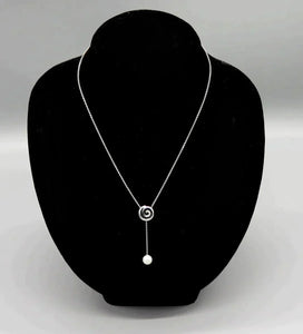 Beautiful 14K White Gold Swirling Diamond Pearl Dangle Pendant Chain Necklace