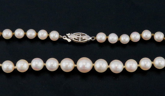 Vintage ~7mm Pearl Individually Knotted Beaded Strand 14K Gold Necklace