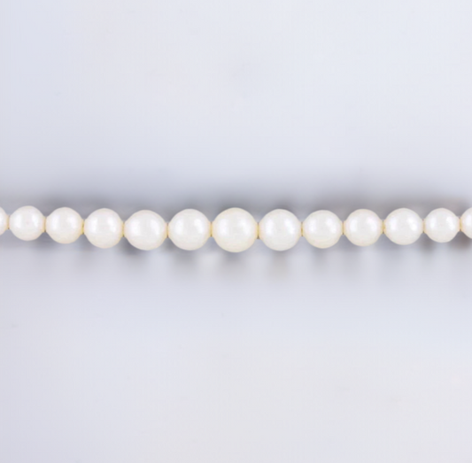 Classic Graduated Single Strand Pearl Necklace w/14k White Gold & Diamond Clasp