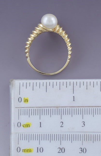 Attractive Double Pearl 14k Yellow Gold Bypass Shrimp Ring