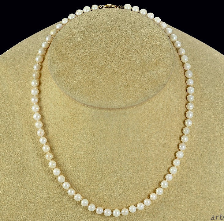 Fine Strand of Individually Knotted White Pearls 14k Gold Clasp Necklace 18 in