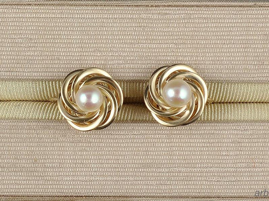Awesome American 14k Yellow Gold and 6.7 mm Pearl Screwback Earrings