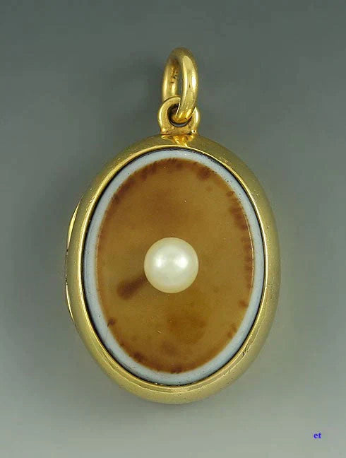 American Victorian 14k Gold Agate & Pearl Locket C1870s