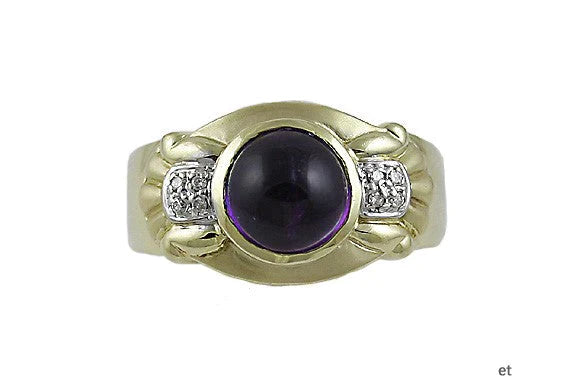 Vibrant 14K Yellow Gold Cabochon Purple Amethyst Diamond Ring Size 6.5