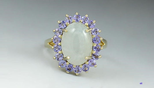 Stunning 14K Yellow Gold Violet Tanzanite & Jade Cabochon Halo Ring Size 9