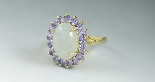 Stunning 14K Yellow Gold Violet Tanzanite & Jade Cabochon Halo Ring Size 9