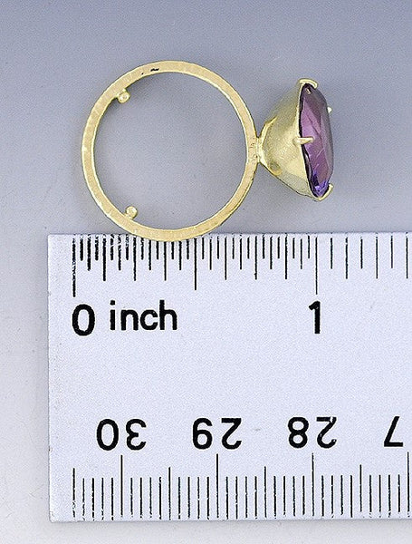 Fine Quality 18K Gold Amethyst Ring with Hand Hammered Finish Size 6.25