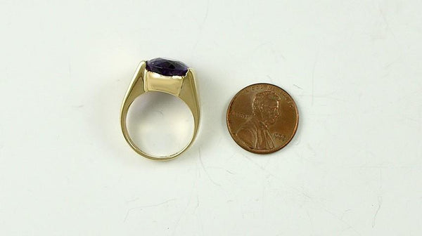 Beautiful 8 Carat Genuine Amethyst and 14K Yellow Gold Ring Size 7.5