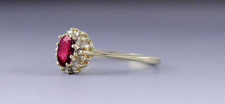Vibrant Red Ruby & Diamond 14k Yellow Gold Halo Ring Size 6.75