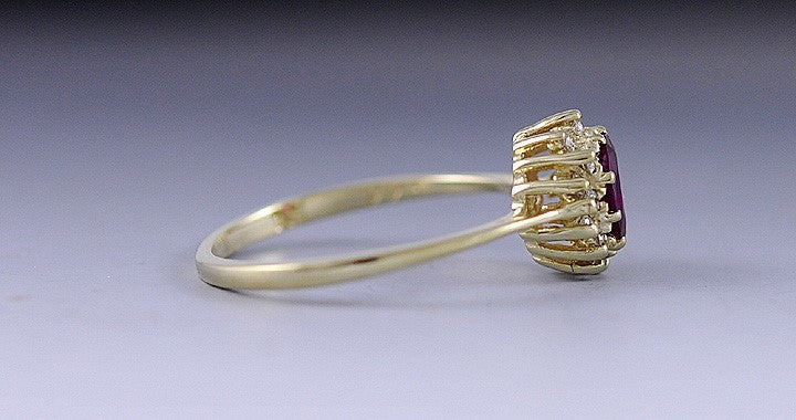 Vibrant Red Ruby & Diamond 14k Yellow Gold Halo Ring Size 6.75