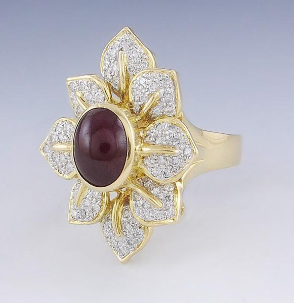 Gorgeous Ruby & Diamond 18k Gold Flower Shaped Ring