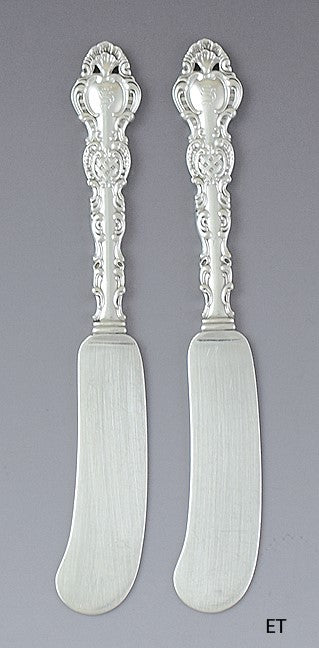Great Pair Durgin Sterling Silver Regent Butter Knives / Spreaders S Mono