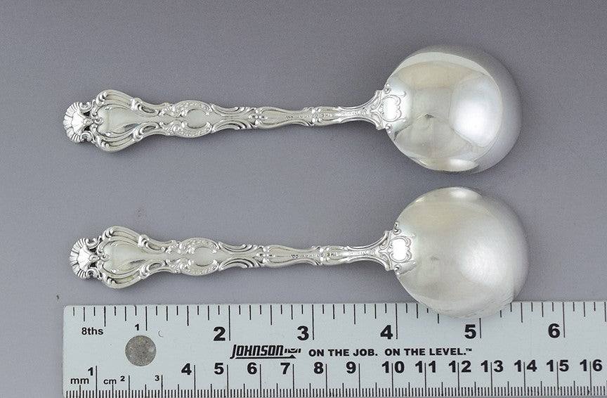 Fab Pair Durgin Sterling Silver Regent Bouillon / Cream Round Soup Spoons S Mono