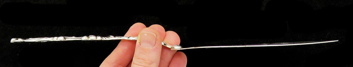 Lovely Large Sterling Silver Flat Server Scroll Handle No Mono 10 5/8 in