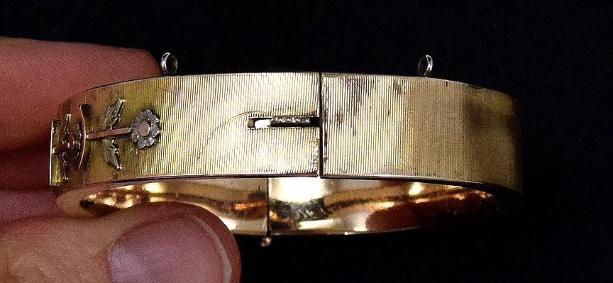 Stunning Antique American Gold Filled Floral Bangle Bracelet