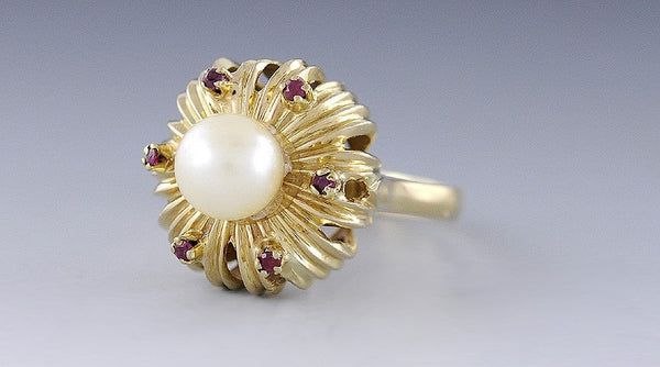 Stunning Italian 18k Yellow Gold Pearl & Ruby Starburst Ring Size 6.5