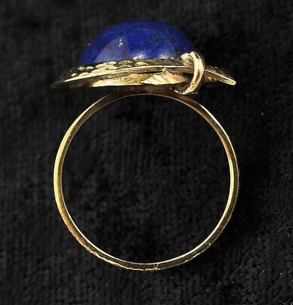 14K Yellow Gold and Genuine Blue Lapis Lazuli Ring Size 7 1/2