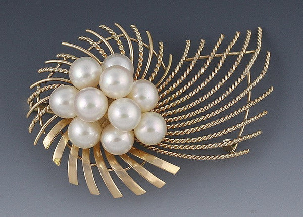 Stylish c1950s Japanese 14k Yellow Gold Big Pearl Cluster Pin Brooch