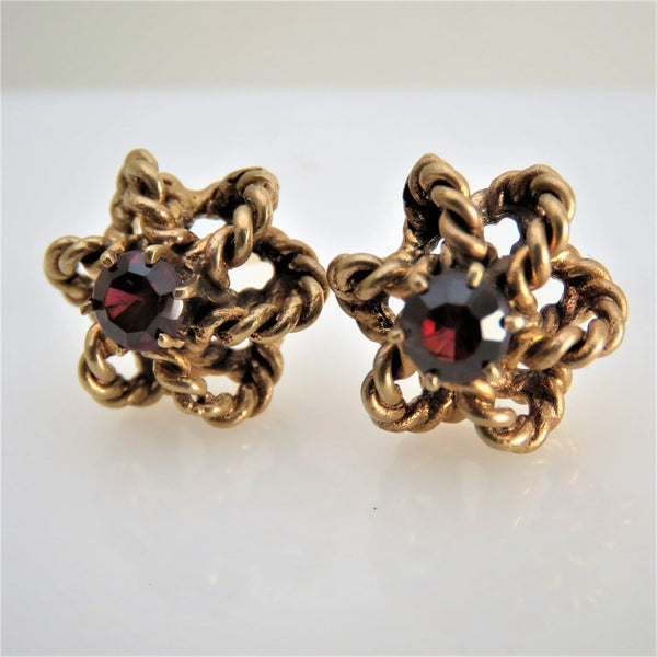 Beautiful Pair 14k Gold & Garnet Twisted Rope Earrings